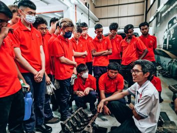 Techtra Automotive Academy (Diploma in Automotive Technology) Best Auto College in Malaysia Kuala Lumpur) 2022-2023 Automotive Technology Academy Study Diploma in Malaysia KL Kuala Lumpur - Techtra Automotive College in Malaysia